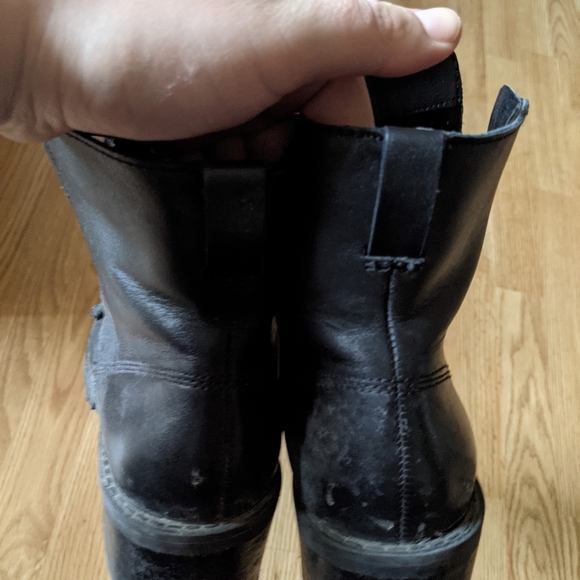 Heeled leather combat boots - Picture 3 of 3